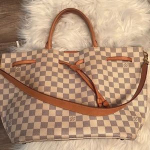 Louis Vuitton Daniel Azul Girolata